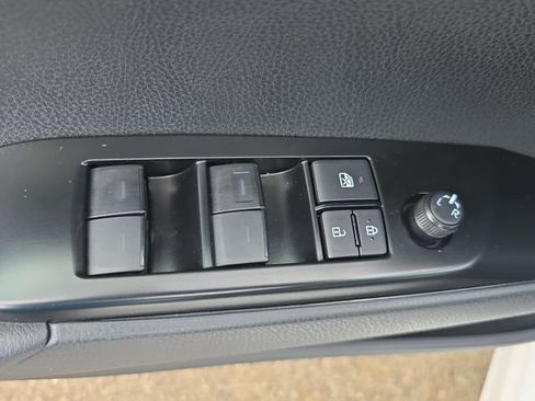 Used 2026 Toyota Camry SE w/ Convenience Package FWD image 29