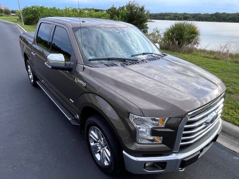 Used 2015 Ford F150 XLT w/ Equipment Group 302A Luxury AWD/4WD image 16