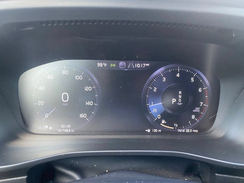 Used 2021 Volvo XC40 T5 R-Design w/ Advanced Package AWD/4WD image 15