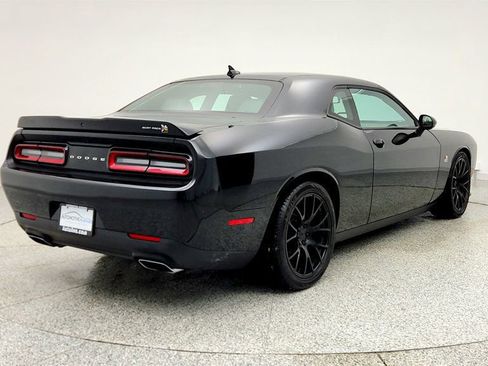 Used 2022 Dodge Challenger R/T Scat Pack w/ Plus Package image 5