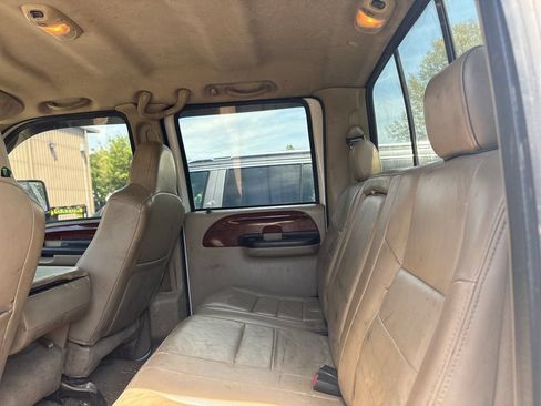 Used 2005 Ford F350 Lariat AWD/4WD image 11