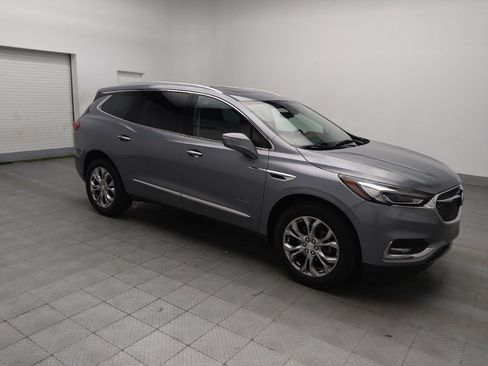 Used 2018 Buick Enclave Avenir w/ Avenir Technology Package image 11