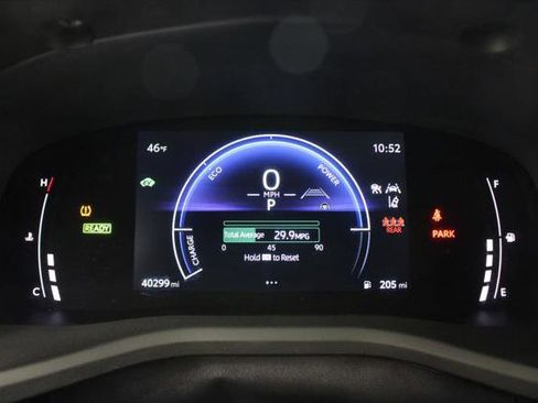 Used 2025 Toyota Camry LE FWD image 10