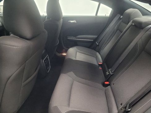 Used 2022 Dodge Charger SXT RWD image 18