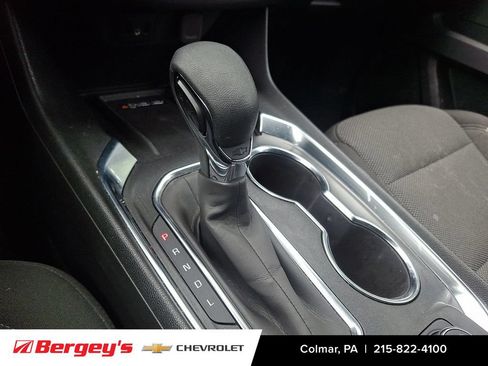 Certified 2023 Chevrolet Traverse LT w/ Midnight/Sport Edition AWD/4WD image 17