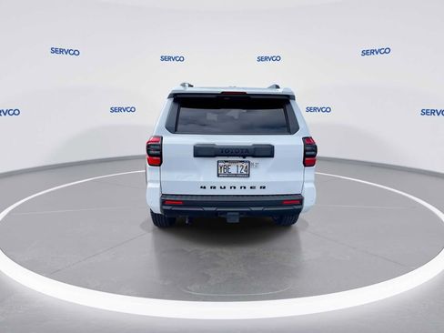Used 2025 Toyota 4Runner TRD Off-Road Premium AWD/4WD image 7