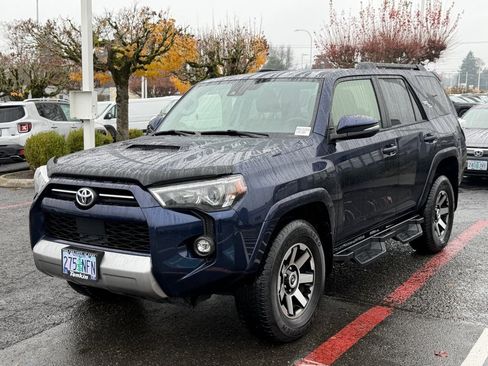Used 2022 Toyota 4Runner TRD Off-Road Premium image 4