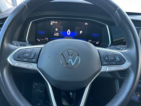 Used 2024 Volkswagen Jetta SE w/ Panoramic Sunroof Package image 26