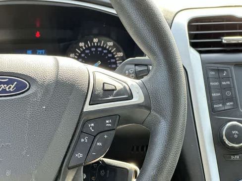Used 2016 Ford Fusion S FWD image 9