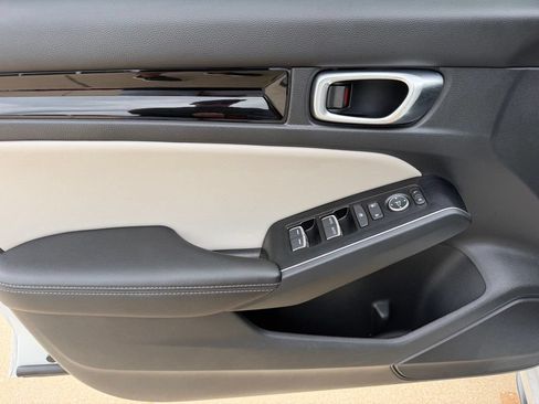 Used 2024 Honda Civic Sport Touring image 12