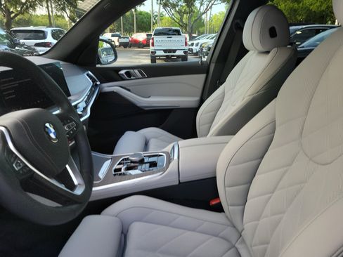 Used 2024 BMW X5 sDrive40i w/ Parking Assistance Package RWD image 12