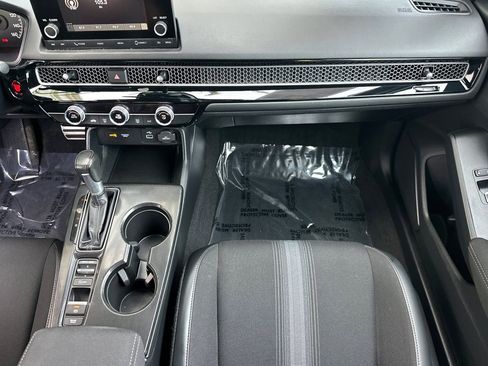 Used 2024 Honda Civic Sport image 28