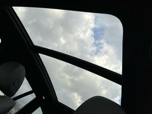 Used 2021 BMW X3 xDrive30i w/ Convenience Package image 25