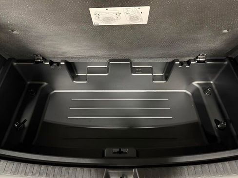 New 2026 Chevrolet Traverse LT w/ Driver Confidence Package image 38