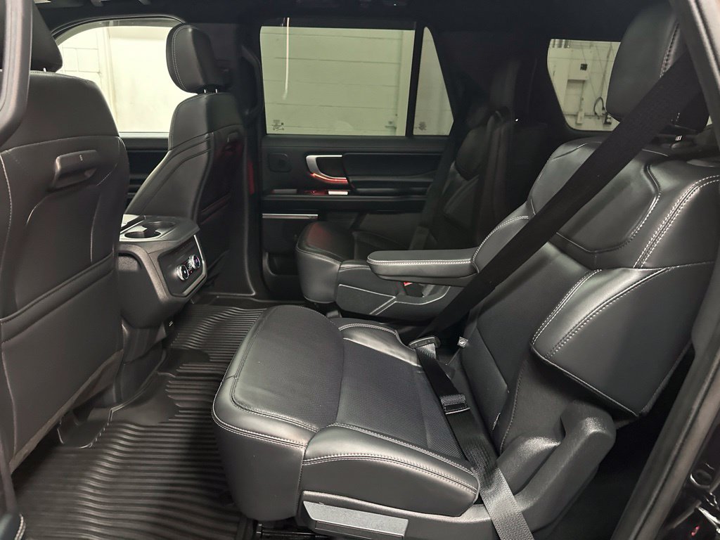 Used 2025 Ford Expedition Max Platinum w/ Stealth Performance Package AWD/4WD image 21