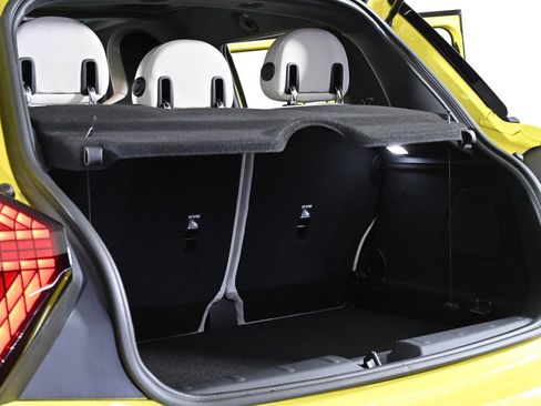 Certified 2025 MINI Cooper S image 31