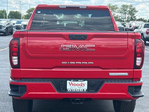 New 2026 GMC Sierra 1500 Elevation w/ Elevation Select Package AWD/4WD image 9