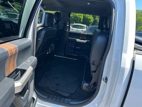 Certified 2019 Ford F150 Lariat w/ Trailer Tow Package AWD/4WD image 18