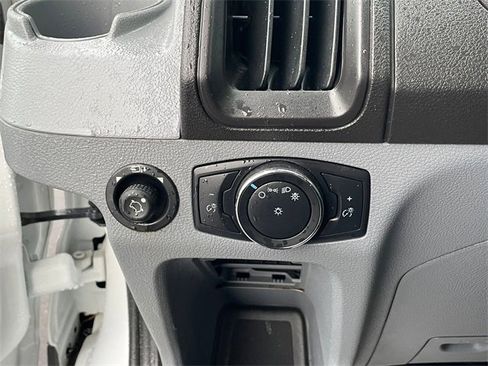 Used 2018 Ford Transit 350 XLT image 14