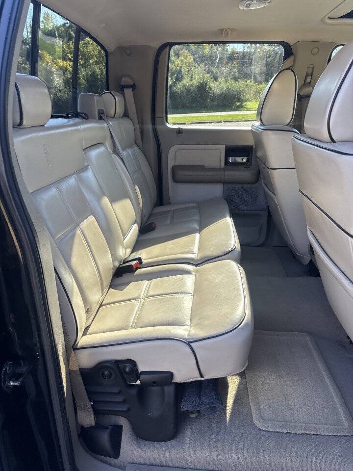 Used 2006 Lincoln Mark LT 4x4 image 12