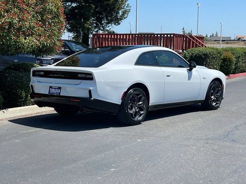 New 2026 Dodge Charger R/T w/ Blacktop Package AWD/4WD image 8
