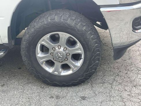 Used 2024 RAM 2500 Big Horn image 9