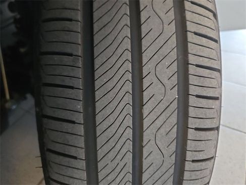 Used 2025 Toyota Prius Plug-In Hybrid image 27