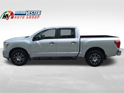 Used 2021 Nissan Titan SV w/ SV Convenience Package