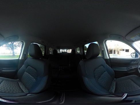 Used 2025 Nissan Pathfinder SV image 42