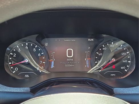 Used 2024 Jeep Compass Sport image 26