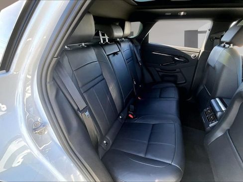 Certified 2025 Land Rover Range Rover Evoque Dynamic SE AWD/4WD image 23