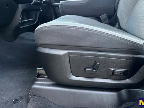 Used 2024 RAM 2500 Big Horn w/ Bed Utility Group image 13