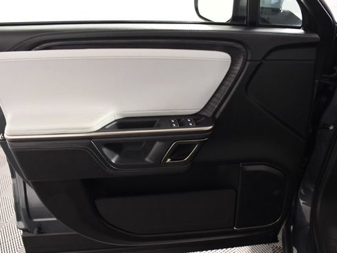 Used 2024 Rivian R1S Adventure AWD/4WD image 14