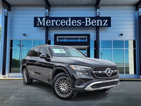 New 2026 Mercedes-Benz GLC 300 4MATIC image 1
