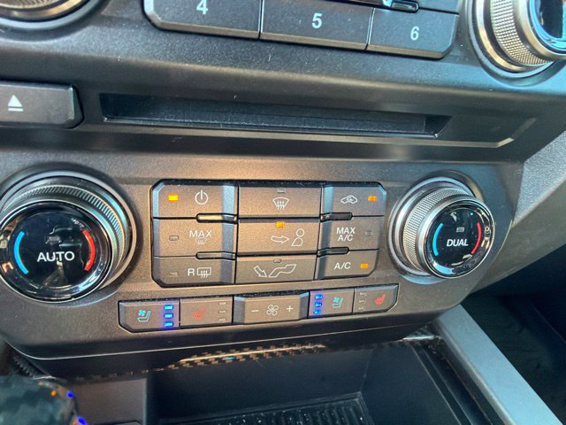 Used 2018 Ford F150 Raptor w/ Equipment Group 802A Luxury AWD/4WD image 11