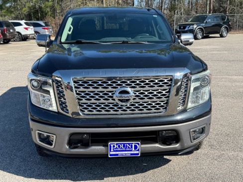Used 2017 Nissan Titan Platinum Reserve image 3