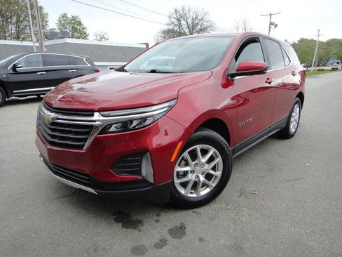 Used 2022 Chevrolet Equinox LT AWD/4WD image 1