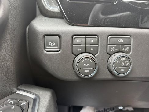 New 2026 Chevrolet Silverado 1500 LT Trail Boss w/ Dark Appearance Package AWD/4WD image 20