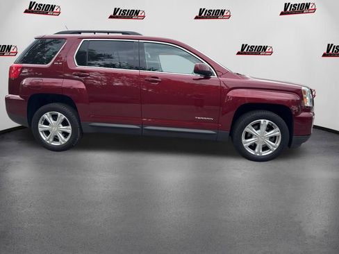 Used 2017 GMC Terrain SLE w/ Convenience Package FWD image 4