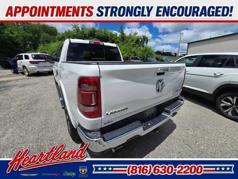Used 2019 RAM 1500 Laramie AWD/4WD image 5