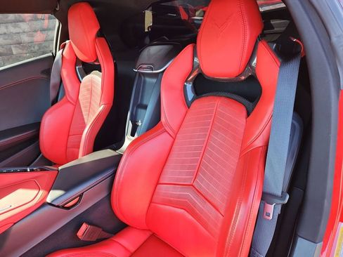 Used 2021 Chevrolet Corvette Stingray Preferred Cpe w/ Chrome Exterior Badge Package image 23