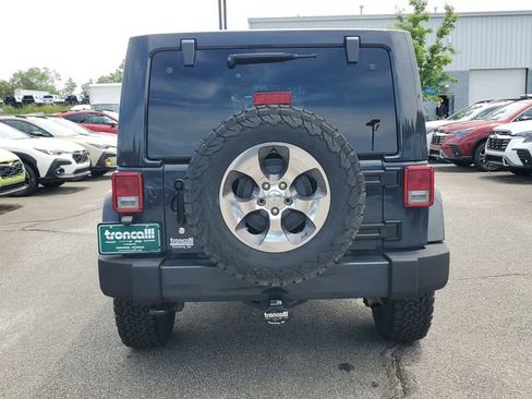 Certified 2017 Jeep Wrangler Unlimited Sahara w/ Connectivity Group AWD/4WD image 5