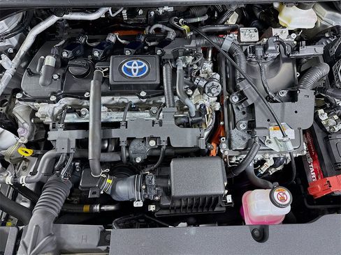 Certified 2023 Toyota Corolla LE image 31