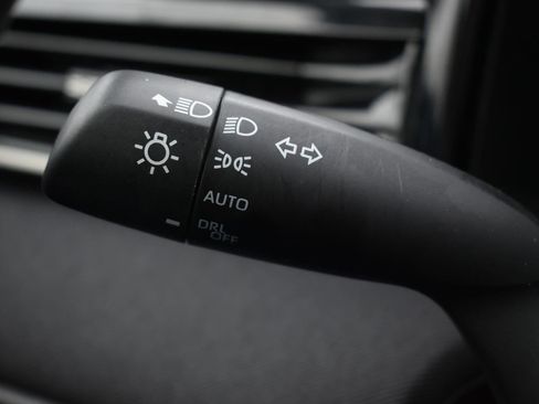 Used 2025 Toyota Camry LE image 20