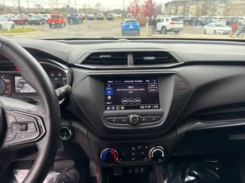 Used 2023 Chevrolet TrailBlazer RS image 14