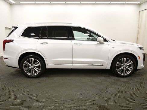 Used 2024 Cadillac XT6 Premium Luxury w/ Technology Package AWD/4WD image 9