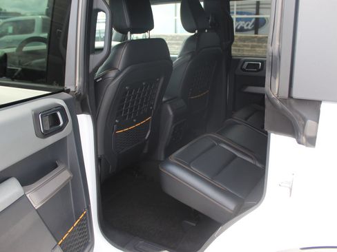 Used 2023 Ford Bronco Badlands AWD/4WD image 21