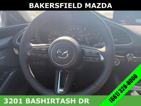 New 2026 MAZDA MAZDA3 Hatchback w/Premium Plus Pkg image 14