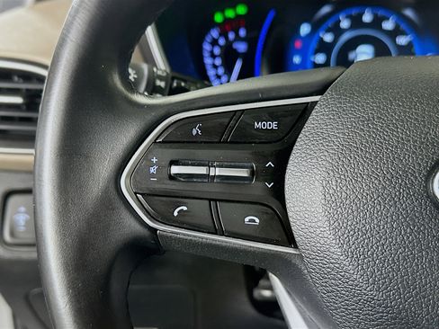 Used 2019 Hyundai Santa Fe Limited image 16