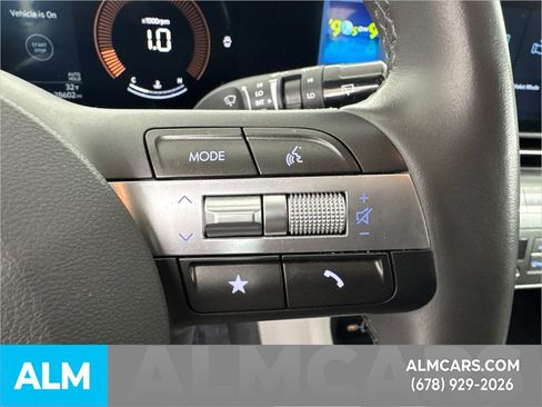 Used 2025 Hyundai Kona SEL image 30